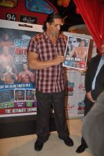 The Great Khali launches the Topps Slam Attax Trading Card Game to bring alive WWE experience for kids in Hamleys on 1st Dec 2011 (83).JPG
